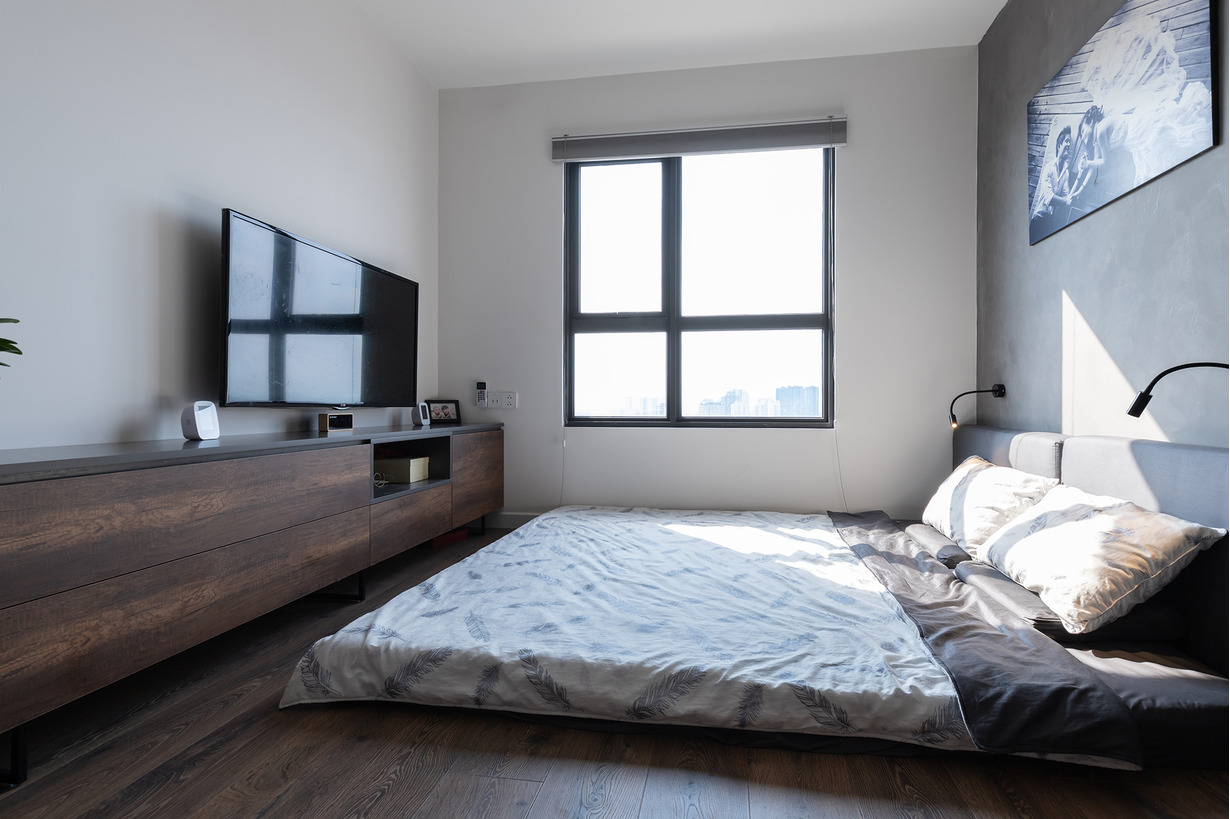 Vợ chồng trẻ hy sinh 1 phòng ngủ làm phòng đọc sách ngắm trọn Hồ Tây - 10 Vợ chồng trẻ hy sinh 1 phòng ngủ làm phòng đọc sách ngắm trọn Hồ Tây - 10