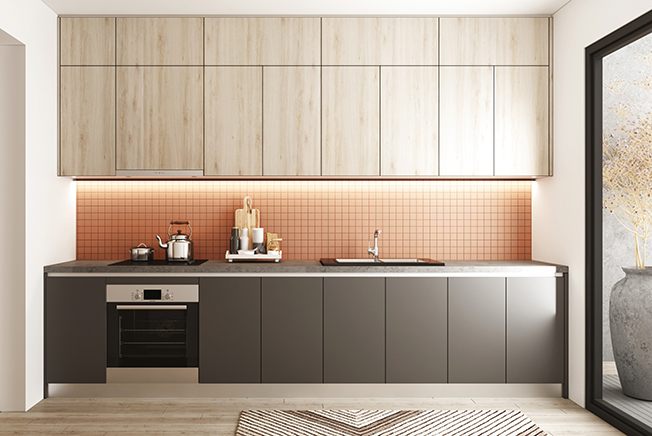 Sẽ khá thú vị nếu bạn lựa chọn tủ bếp chữ I lõi MDF chống ẩm phủ Melamine màu nâu vân gỗ sáng - xám phối với màu hồng cam nhạt của gạch mosaic ốp tường cho căn bếp 6m2 của mình