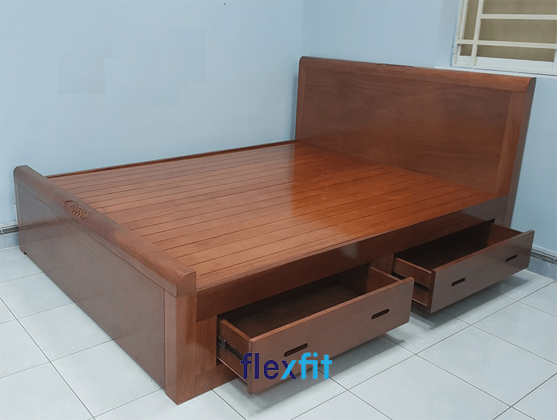 Mẫu giường gỗ xoan đào có ngăn kéo nổi bật với các vân gỗ tự nhiên
