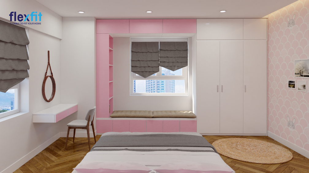 Vẻ đẹp ngọt ngào, lãng mạn của phòng ngủ chứa tủ quần áo 3m lõi MDF phủ Melamine kết hợp với tủ để đồ, kệ trang trí, bục ngồi tông màu trắng - hồng nhạt