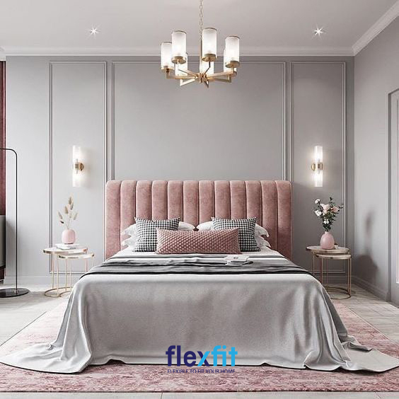 Căn phòng ngủ đẹp cho nữ được bố trí lọ hoa hai bên đầu giường tạo điểm nhấn và tô điểm cho không gian thêm lãng mạn